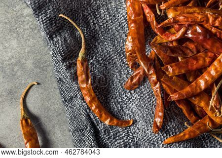 Dry Red Organic Chile De Arbol Peppers