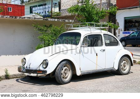 Palenque, Mexico - May 23, 2017: Old Minicar Volkswagen Type 1 Beetle In The City Street.