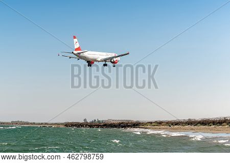 Larnaca, Cyprus - July 09, 2022: Airbus A321-111 Of Austrian Airlines Landing At Glafcos Clerides Ai