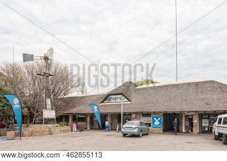 Richmond, South Africa - Sep 2, 2022: A Street Scene, With A Restaurant, In Richmond In The Northern