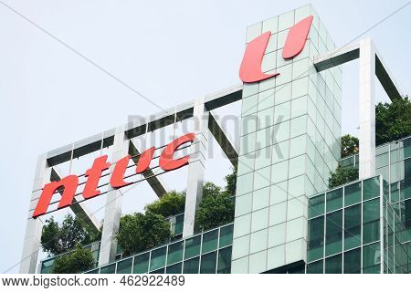 Singapore Marina Bay 1 June 2022. Ntuc Logo On Financial Building