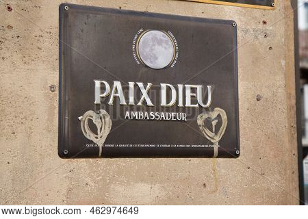 Bordeaux , Aquitaine  France - 01 10 2022 : Paix Dieu Ambassadeur Beer Text Brand And Logo Sign Fron