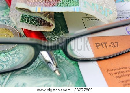 Polish income tax PIT-37