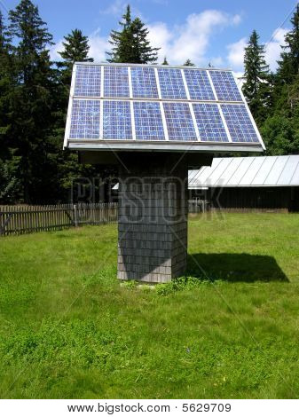 Collettore solare su un legno Understructure