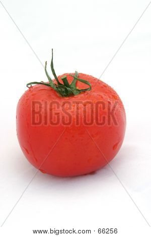 Vertical de tomate vermelho maduro