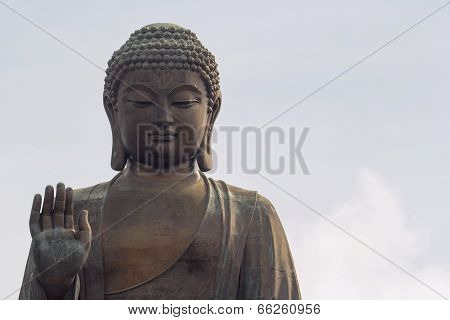 Tian Tan Buddha Closeup