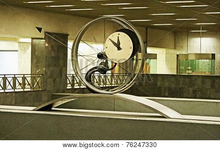 Sculpture In Stainless Steel And Bronze By Theodoros Papadimitriou