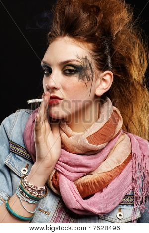 Glam Punk Girl kouření