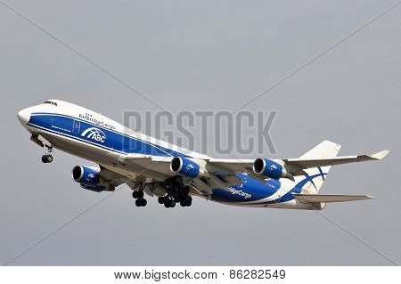 Boeing 747