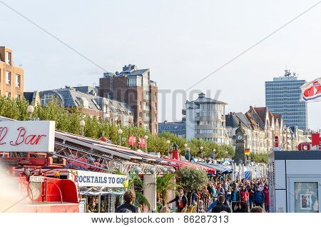 Düsseldorf Atlstadt.die Shore Promenade