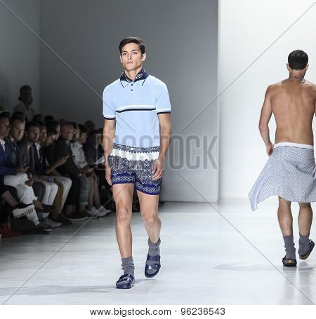 Parke & Ronen
