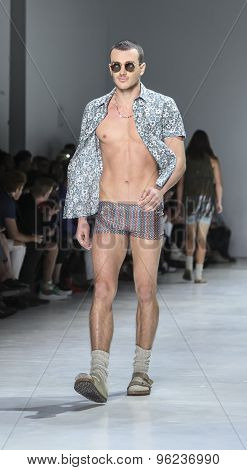 Parke & Ronen