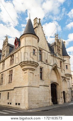 The Hotel de Sens Paris France is in between late Gothic and early Renaissance style and now houses the Forney art library.It was built between 1475 and 1507.