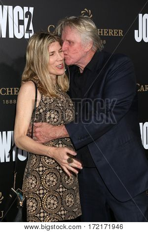 LOS ANGELES - JAN 30:  Steffanie Sampson, Gary Busey at the 