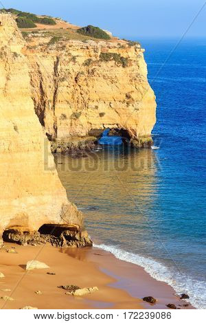 Praia Da Afurada (algarve, Portugal).