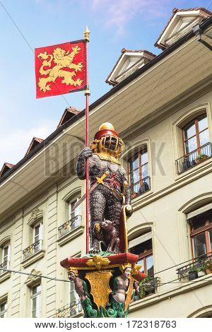 BERN, SWITZERLAND - JUNE 5, 2016:  Zahringerbrunnen. Warrior Bear Fountain is memorial to the founders of Bern,  was probably built in 1535