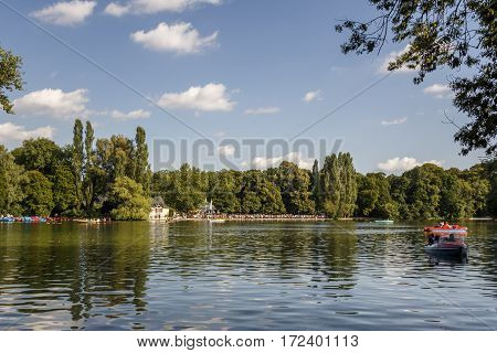 The Englischer Garten (English Garden) is a large public park in the centre of Munich stretching from the city centre to the northeastern city limits