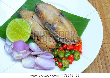 Salted fish Spicy salted with lamon,Pepper and Onions