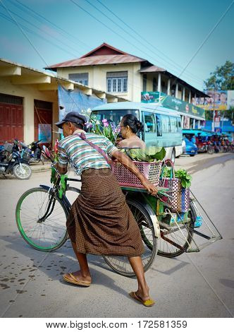 People At The Bogyoke Market In Yangon