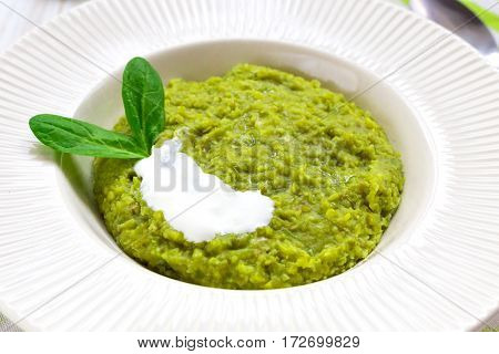 Green Pease Puree Pudding With Spinach And Spices