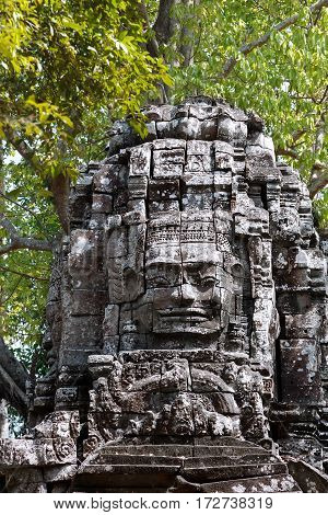 The Mysterious Smiling Faces of Bayon Temple in Cambodia