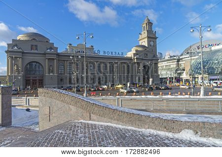 MOSCOW RUSSIA - JANUARY 21 2017: View of the facade of the building of the Kiev railway station and the parking lot in front of it From the square of Europe. Moscow January sunny day.