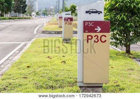 Outdoor parking sign in publick car park