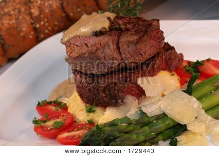 Medalhões de carne