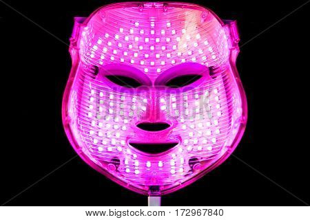 Light rejuvenating mask for facial skin therapy
