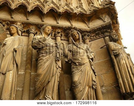 Cathedral, gothic, statues, architecture, middle, age, smile, angels, kings, religion, art