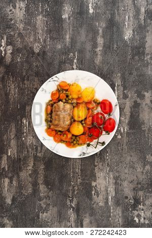 paupiette of veal rolls with Vegetable Planter