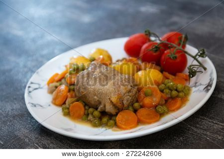 paupiette of veal rolls with Vegetable Planter