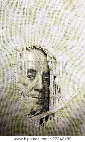 Crise financière : trou est au budget