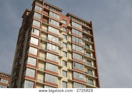 Nowy apartamentowiec