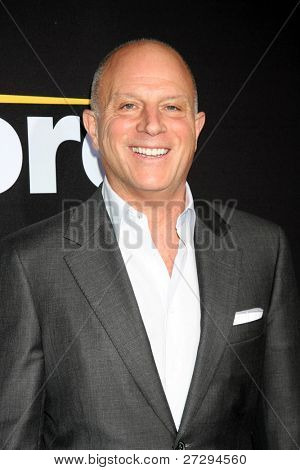 LOS ANGELES - DEC 7: Chris Albrecht ankommer på Premiere af Encore's 