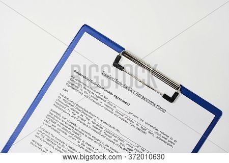 Filling And Signing Dealer And Sub-dealer Agreement