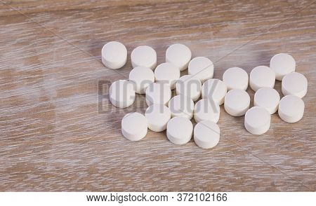Sweetener Made Of Stevia In The Bottom Of Wood - Stevia Rebaudiana