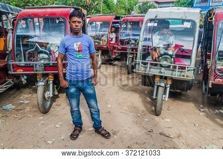 Bogra, Bangladesh - November 7, 2016: Electric Rickshaws In Bogra Bangladesh