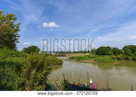 The View Of The Pasak River And The Beautiful Nature Behind Rama 6 Dam, Phra Nakhon Si Ayutthaya Pro
