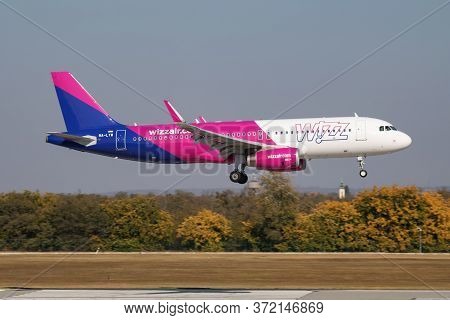 Budapest / Hungary - October 14, 2018: Wizz Air Airbus A320 Ha-lyw Passenger Plane Arrival And Landi