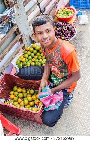 Sonargaon, Bangladesh - November 21, 2016: Fruit Seller In Sonargaon Town, Bangladesh
