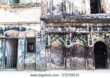 Abandoned House In Painam Sometimes Panam Nagar, Bangladesh