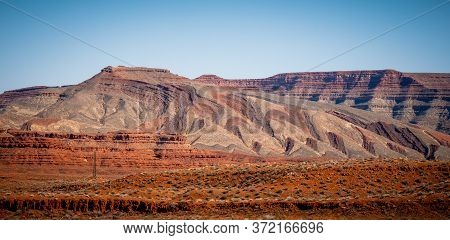 Beautiful Landscape At Cayonlands National Park - Travel Photography