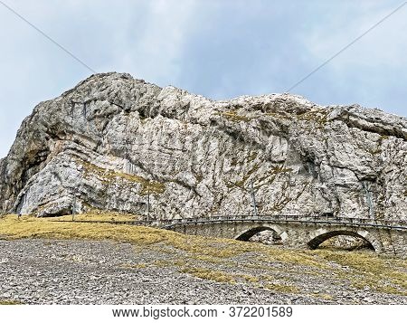 Alpine Peak Of Esel In The Swiss Mountain Range Of Pilatus And In The Emmental Alps, Alpnach - Canto