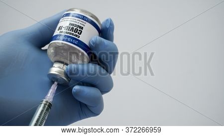 Covid-19 Corona Virus 2019-ncov Vaccine Vials Medicine Drug Bottles Syringe Injection Blue Nitrile S