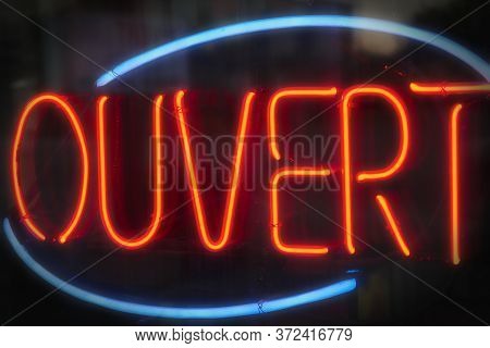 French Open Sign Ouvert Neon Light Business