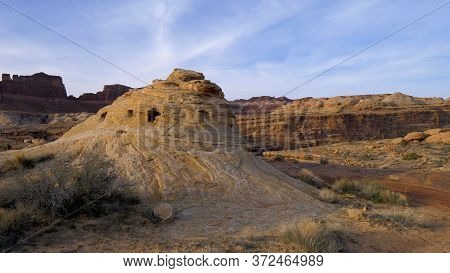 Beautiful Landscape At Cayonlands National Park - Travel Photography
