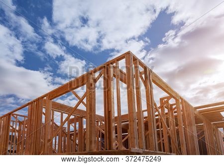 Framing Beam Of New House Under Construction Home Beam Construction Post Beam Framework