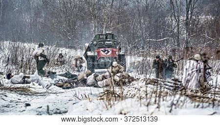 Leningrad Region, Russia - January 22, 2012: The German Gunners During The Second World War To Occup