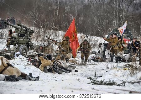 Leningrad Region, Russia - January 22, 2012: The German Gunners During The Second World War To Occup